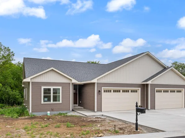742 Kensington Dr, Ripon, WI 54971