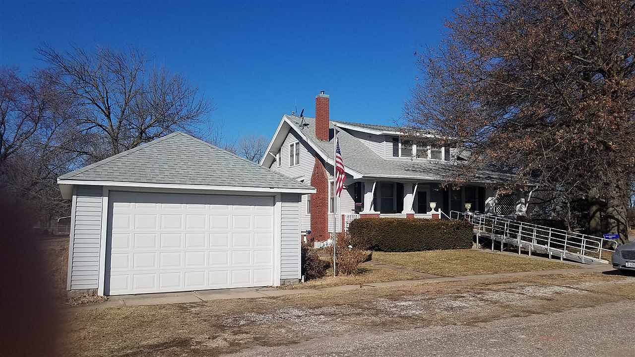 420 Oak St, Nehawka, NE 68413 Zillow