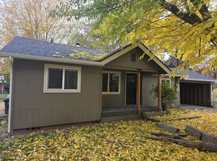 1411 SW G St, Grants Pass, OR 97526