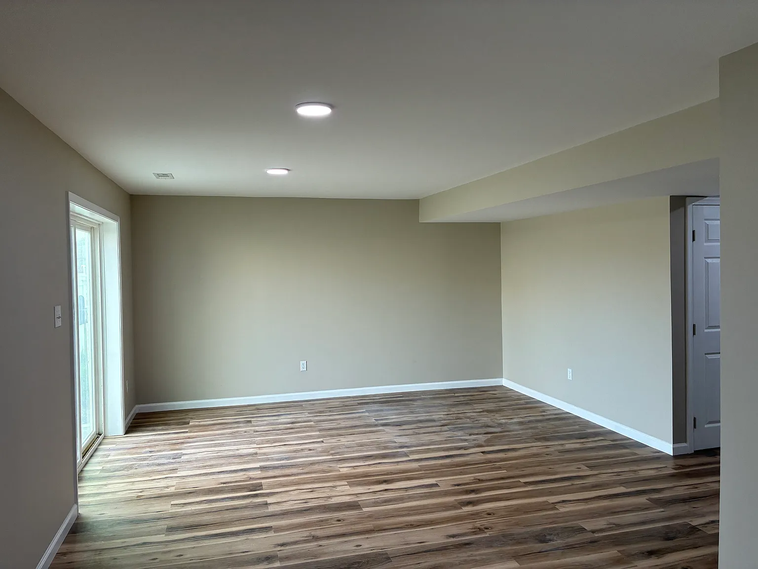 102 Tollerton Trl — Photo 1