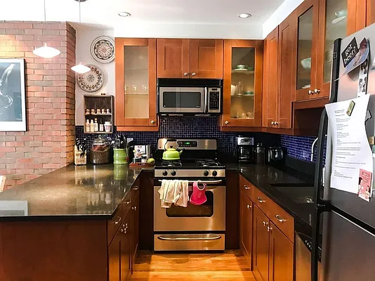 Rented by Compass | media 19