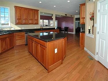 5th image of 2213 Trefoil Dr