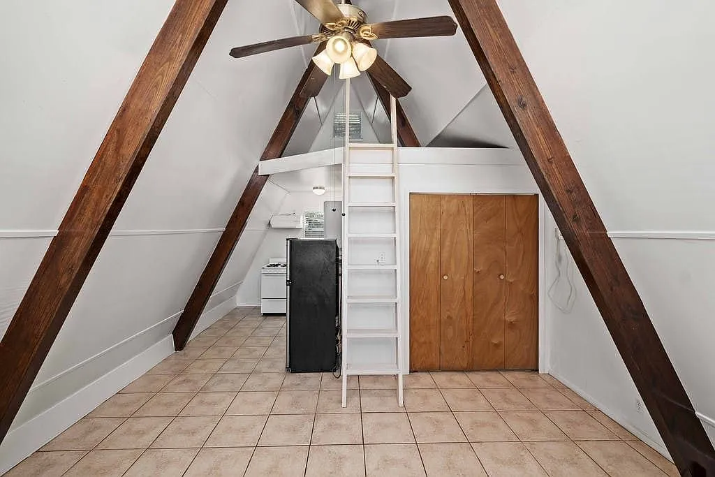 1 bed, 1.0 bath, 288 sqft, $995 — Photo 3