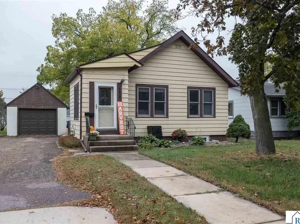 215 Belle Ave, Mankato, MN 56001