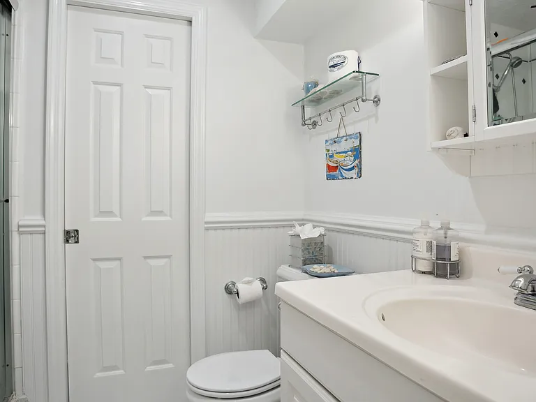 10 Leland Ln #43 — Photo 14
