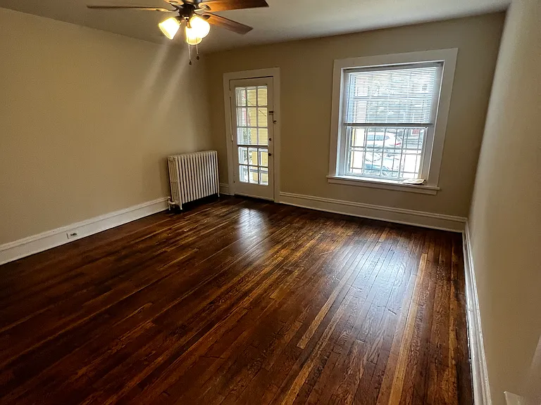 1604 Grove Ave #1 — Photo 33