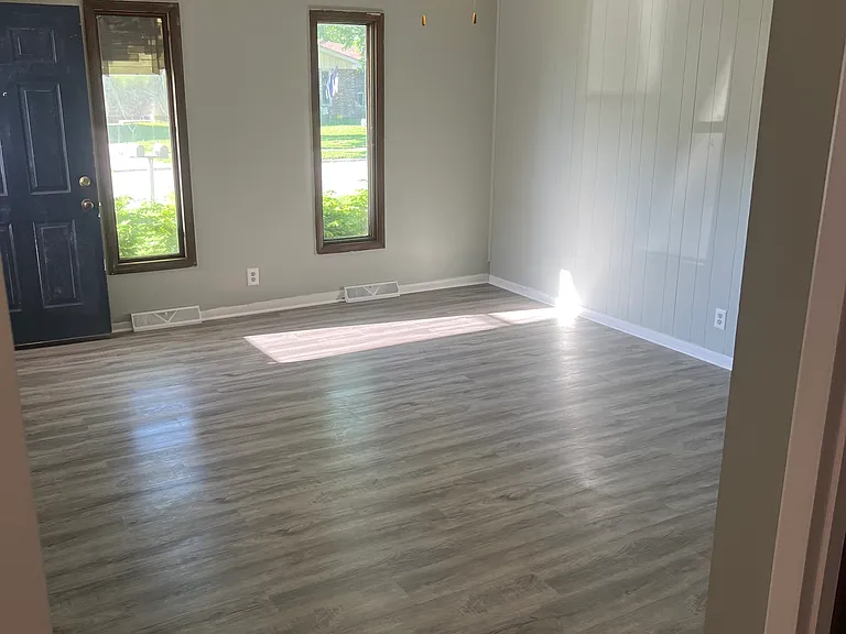 5607 Tulip Ave — Photo 6