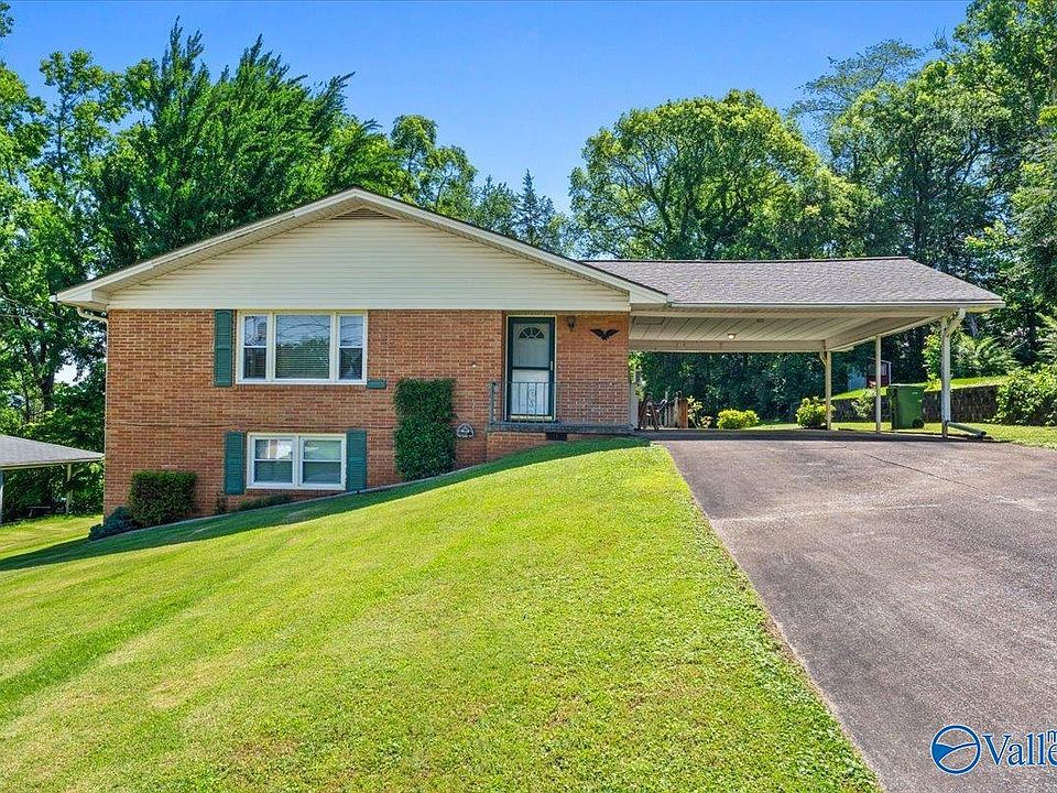 1st image of 4012 E Crestview Dr NW