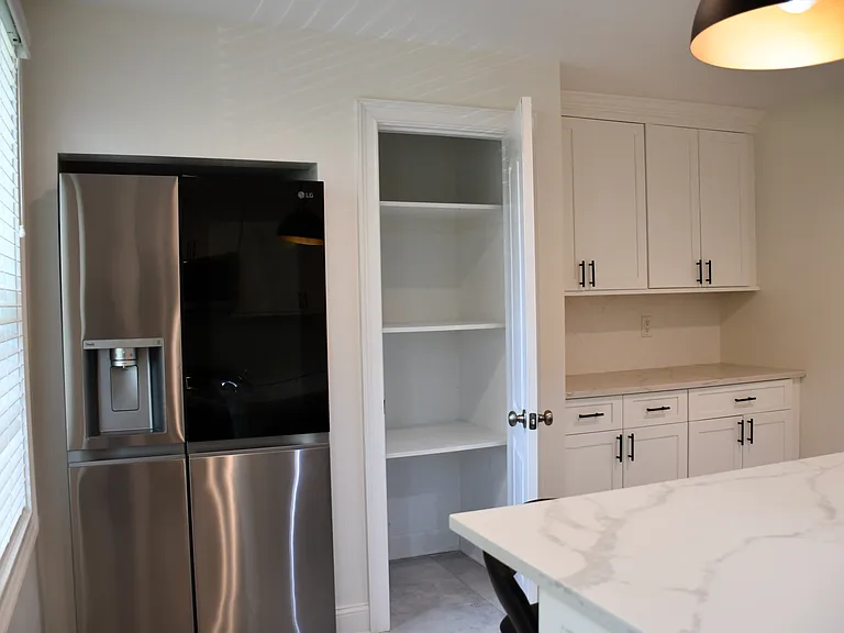 5 Lewis St — Photo 4