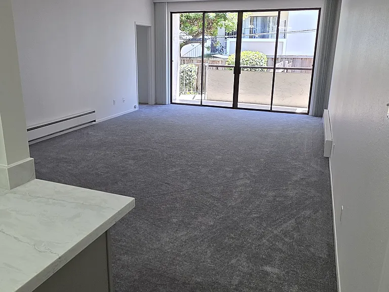 1427 Floribunda Ave #106 — Photo 11