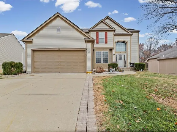 7709 N Lawn Ave, Kansas City, MO 64119