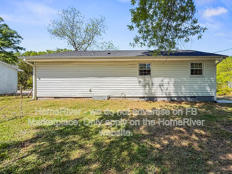 2408 Hart St — Photo 20