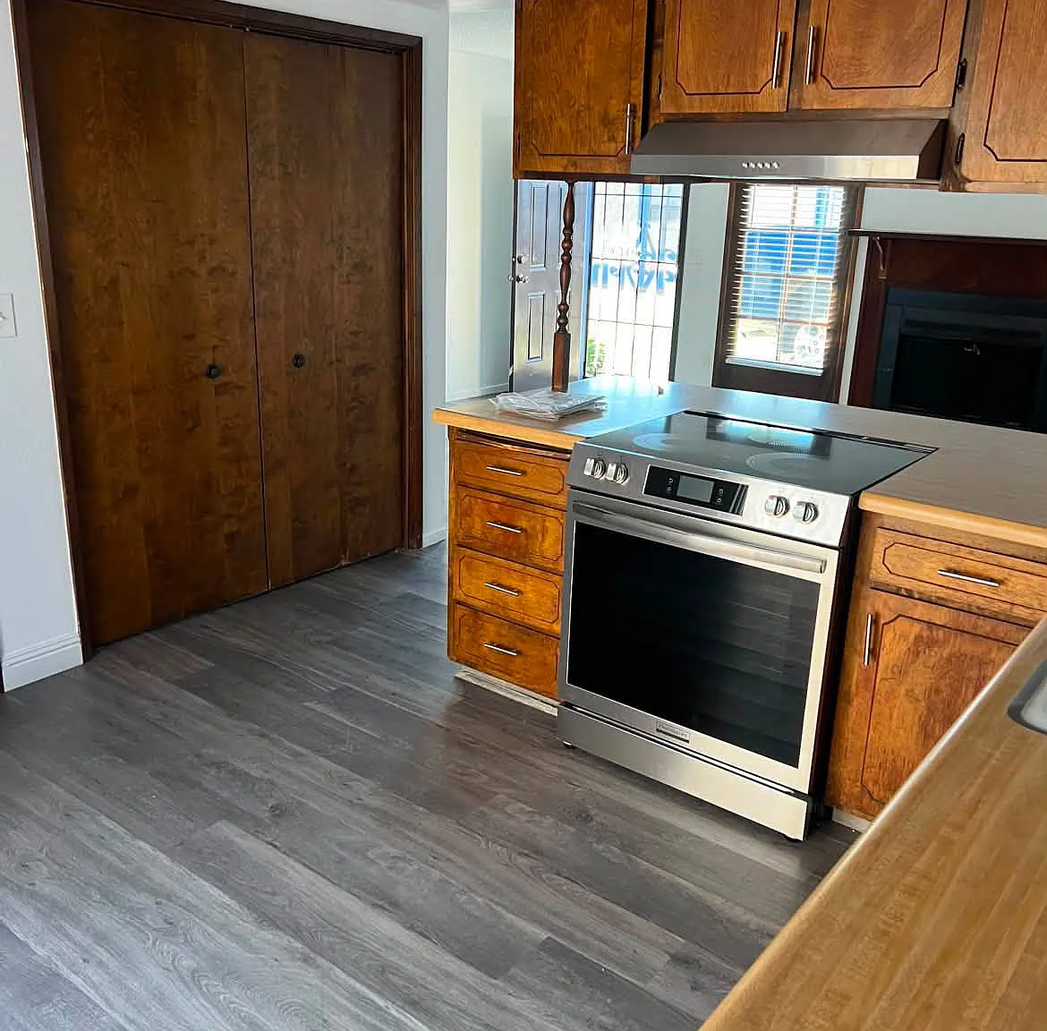 2 bed, 825 sqft, $1,800 — Photo 3
