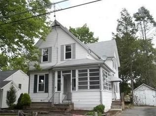 39 Dunham St, Brockton, MA 02302