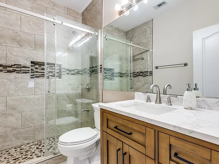 8924 High Meadows Dr — Photo 5