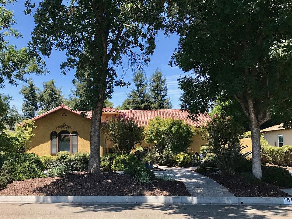 1516 W College Ave, Visalia, CA 93277 Zillow