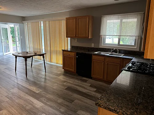 6995 Lahser Rd Photo 1
