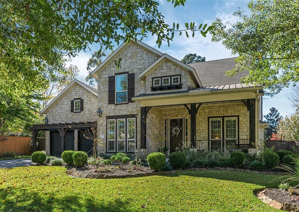 1st image of 7 Glistening Pond Pl