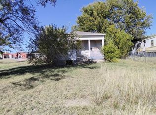 2011 SW Douglas Ave, Lawton, OK 73501