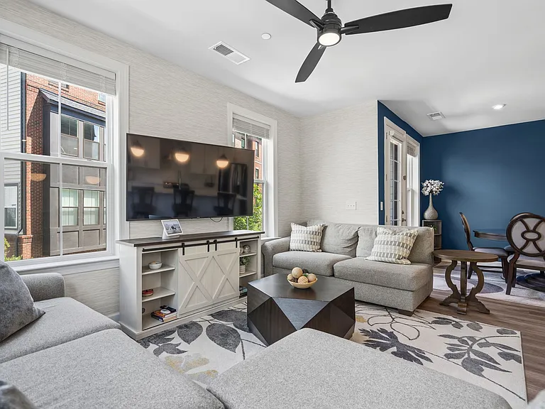 3925 Fair Ridge Dr #201 — Photo 11