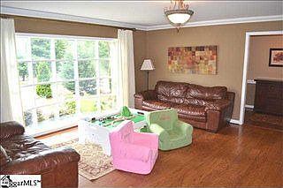 4th image of 104 Bridgeton Dr