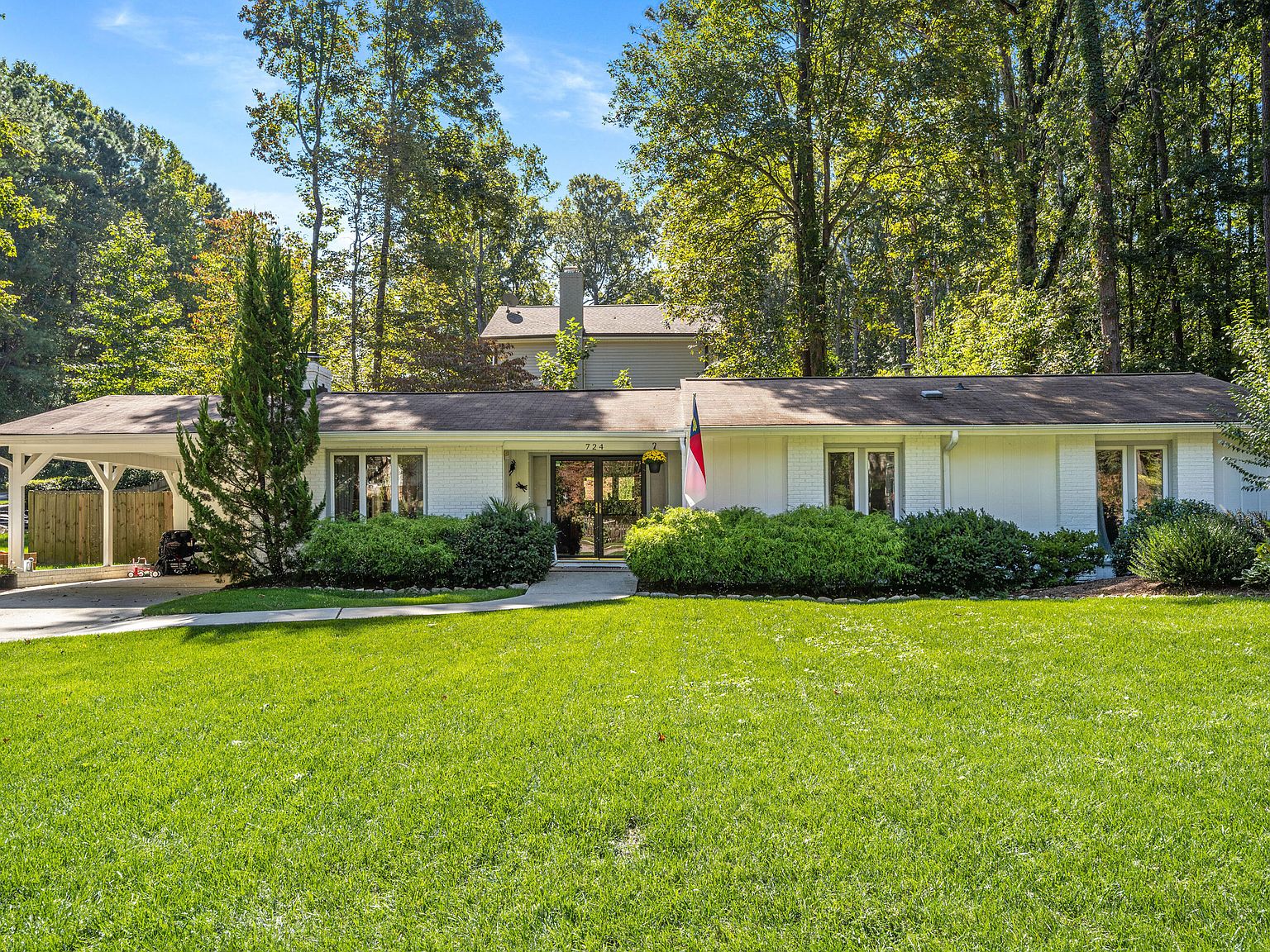 724 Hunting Ridge Rd, Raleigh, NC 27615 | Zillow
