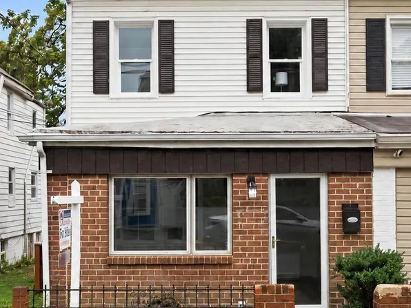 5911 Crown St, Capitol Heights, MD 20743