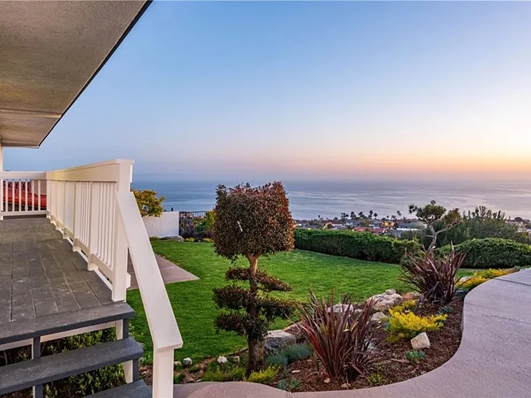 7183 Avenida Altisima — Photo 38