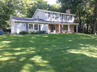 17244 Millwood Rd, Minnetonka, MN 55345