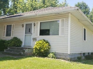 921 N Washington St, Bicknell, IN 47512