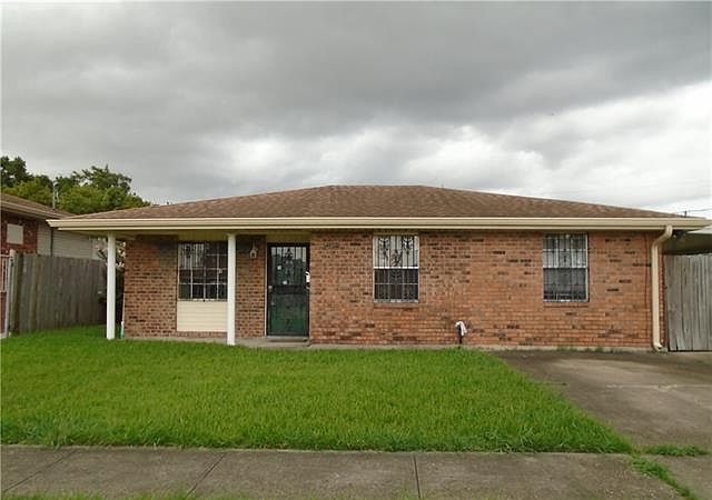 1st image of 1857 Redwood Dr