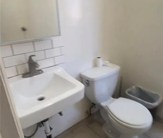 356 S Gless St — Photo 7