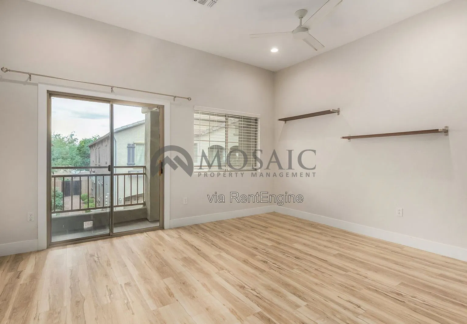 3 bed, 2.0 bath, 1119 sqft, $1,900 — Photo 4