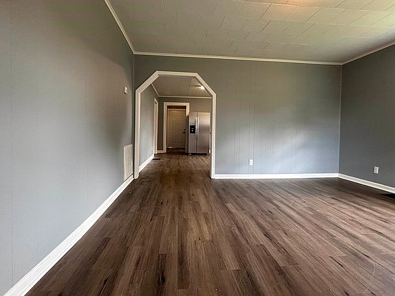 5th image of 150 Pickney St