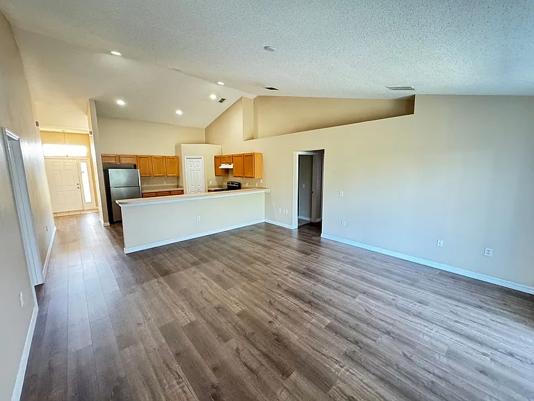321 Drum Ln — Photo 16