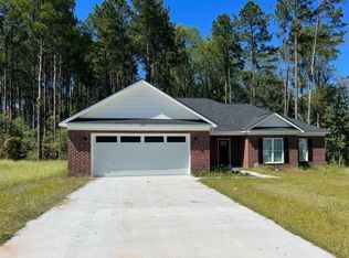 409 Quarter Hole Ct, Brooklet, GA 30415