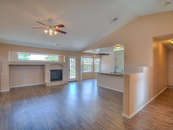 3rd image of 7105 Luz Del Sol Pl NW