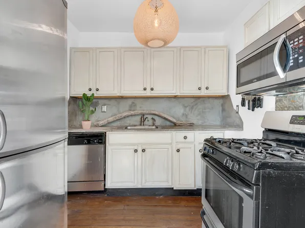 3-58 Beach 88th Street image 4 of 14