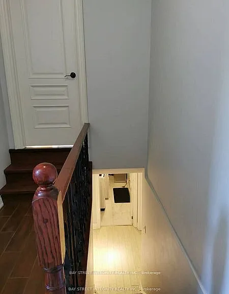 2 Lonsdale Ct — Photo 4