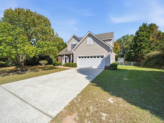 2nd image of 239 Crown Point Rd