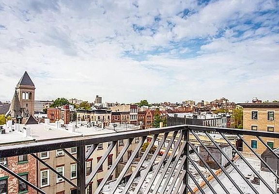 4th image of 816 Nostrand Ave #1