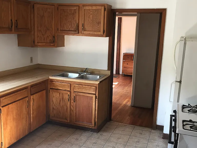 33 Tyler St #1 — Photo 2