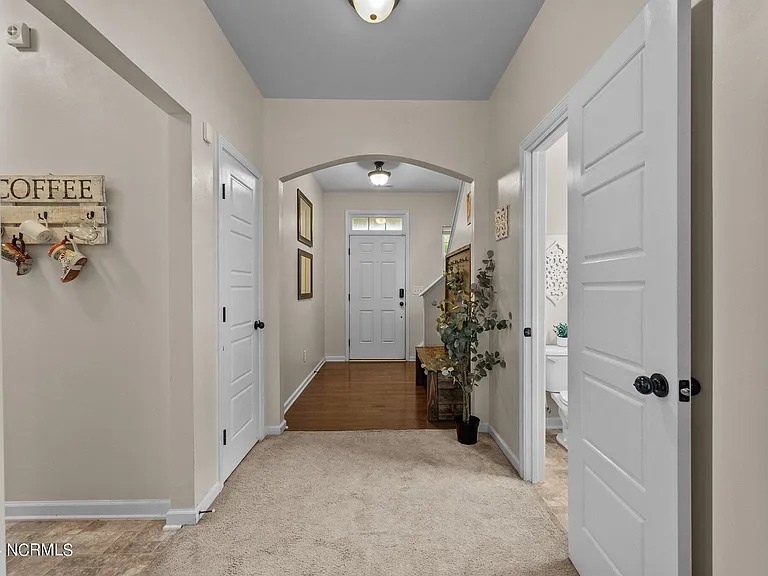 431 Bald Cypress Ln — Photo 4