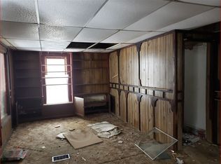 715 Fowler St, Waterloo, IA 50703