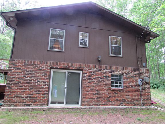 3rd image of 920 Canyon Dr