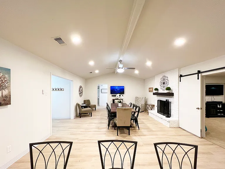 9241 Markanne Dr — Photo 20