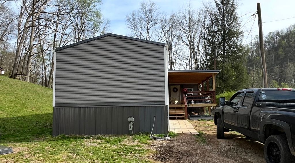 9053 Clay Rd - Property Image