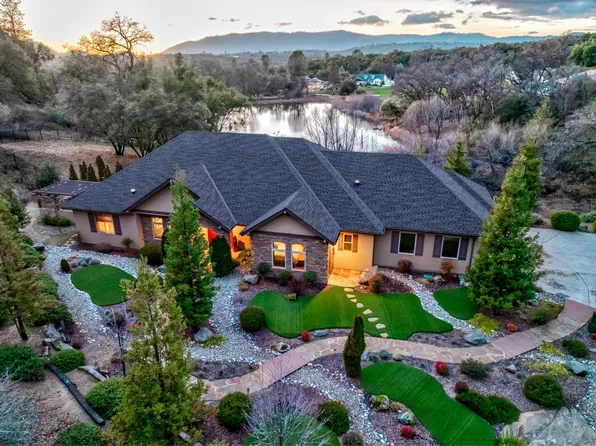 42722 Lulniu Ln, Ahwahnee, CA 93601