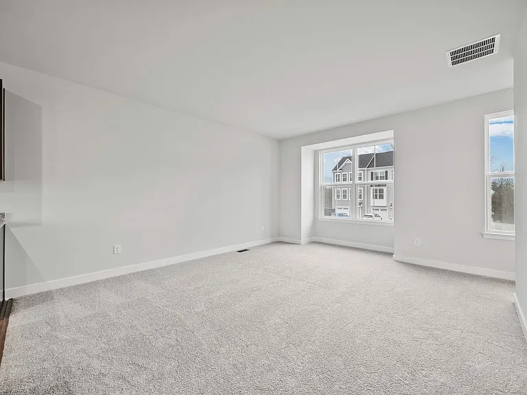 22 Iron Horse Ln — Photo 6
