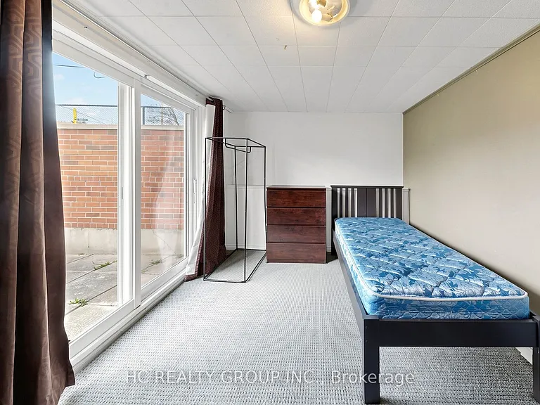 433 Keats Way #1 — Photo 40